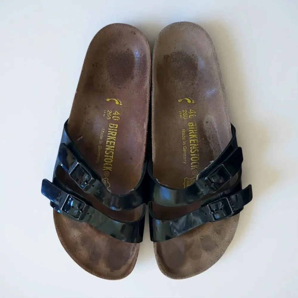 BIRKENSTOCKS Black Patent Leather - Size 40 / 9 Womens